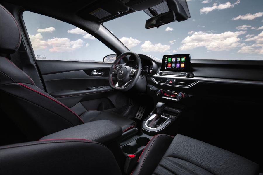 Интерьер Kia Forte GT (BD) 2019 года  (NA) (фото 19 из 32)
